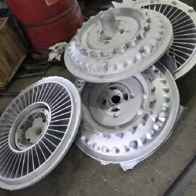 9 Low pressure casting machine for car aluminum wheel rim production line manufacture