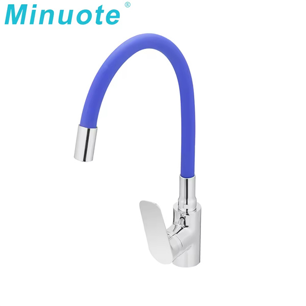 Innovative Features of Modern Kitchen Sinks and Taps