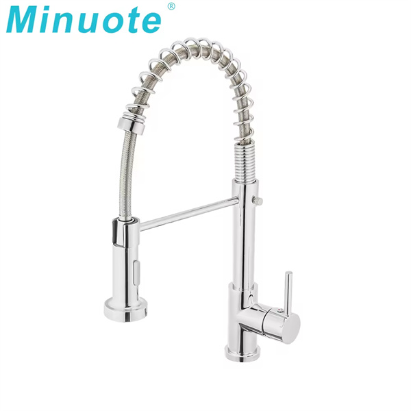 Get Versatile and Convenient with a Single Handle Pull Down Kitchen Fauce