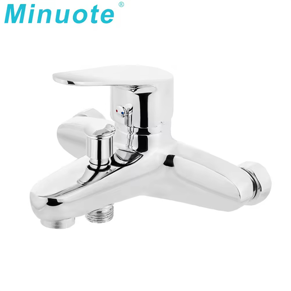 Réalisez une transformation stylée de votre salle de bain avec ces options de robinets abordables