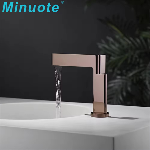 Choisissez les bons robinets de lavabo pour compléter votre meuble de salle de bain