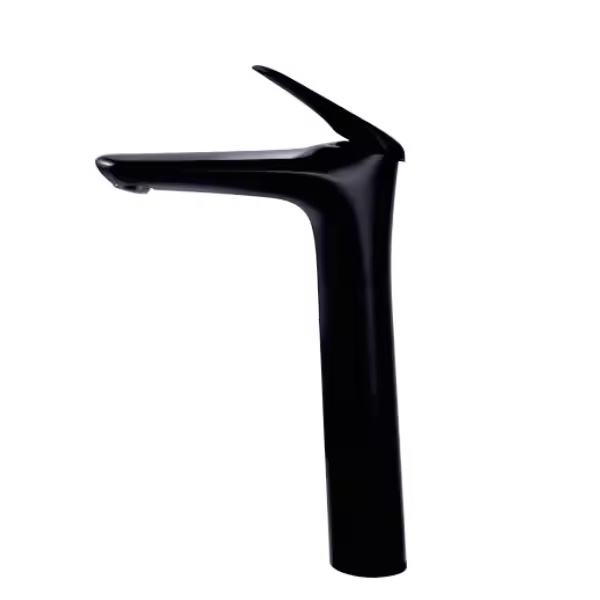 Maximize Sink Space with Compact One-Handle Faucet Designs.
