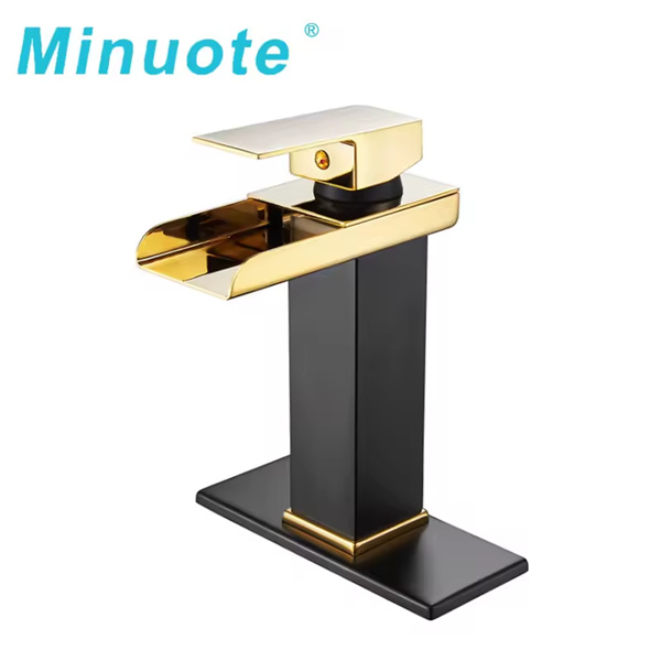 Upgrade your sink with a modern and elegant waterfall fauce