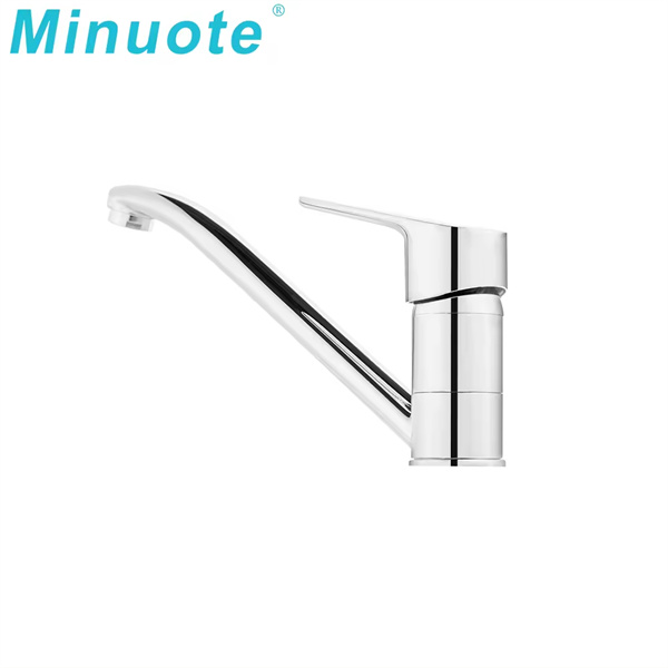 Streamline your kitchen routine with a single handle faucet.