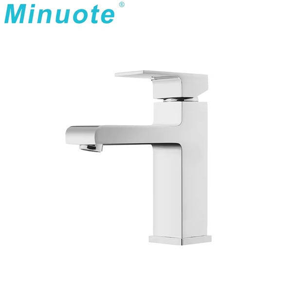 Here are some of the pros that a one handle faucet has over its two handed counterparts