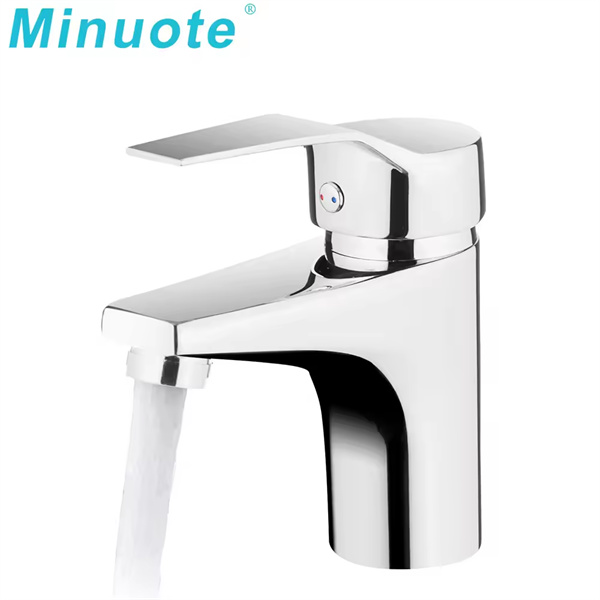Sleek and Modern Design with a Single Fauce