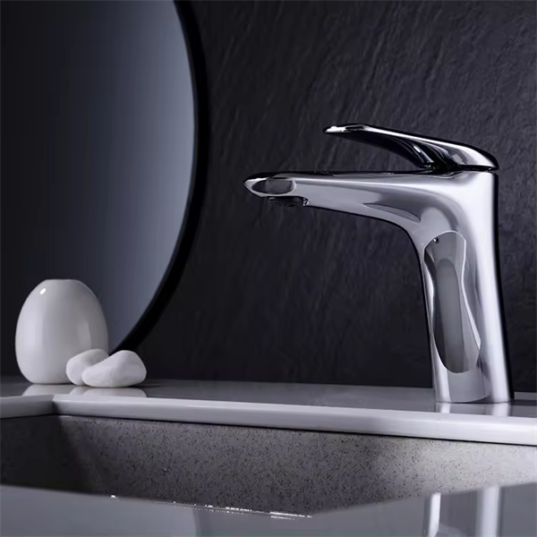 Upgrade your bathroom with a convenient single handle faucet