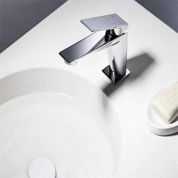 Upgrade your bathroom with our wide selection of trendy and durable sink taps