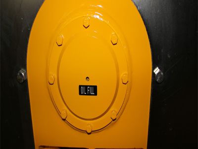 狭い空間での救出にエアウィンチを活用