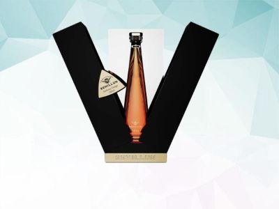 Por qué una base pesada en una botella de whisky indica calidad premium