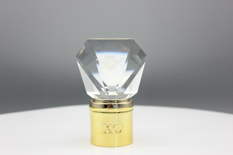 Carved radium crystal cork natural cork for bottles bottle stoppers manufacture