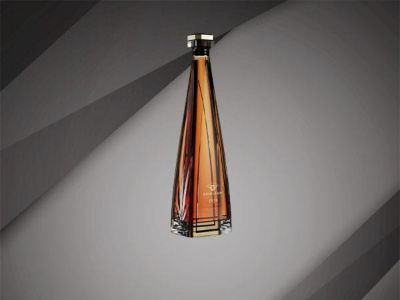 Su guía para elegir el color de vidrio adecuado para sus botellas de ginebra