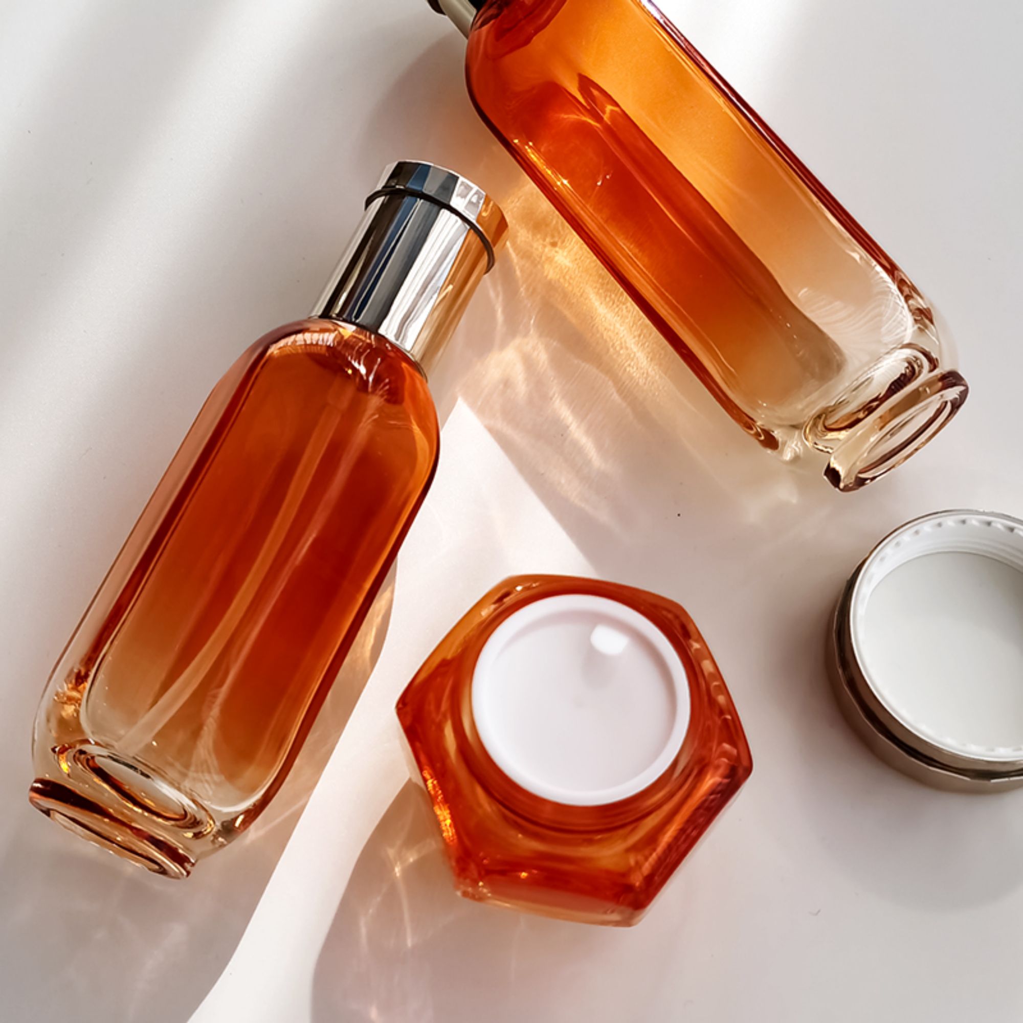Costom Unique Design Glass Bottle Cosmetic HY-2382