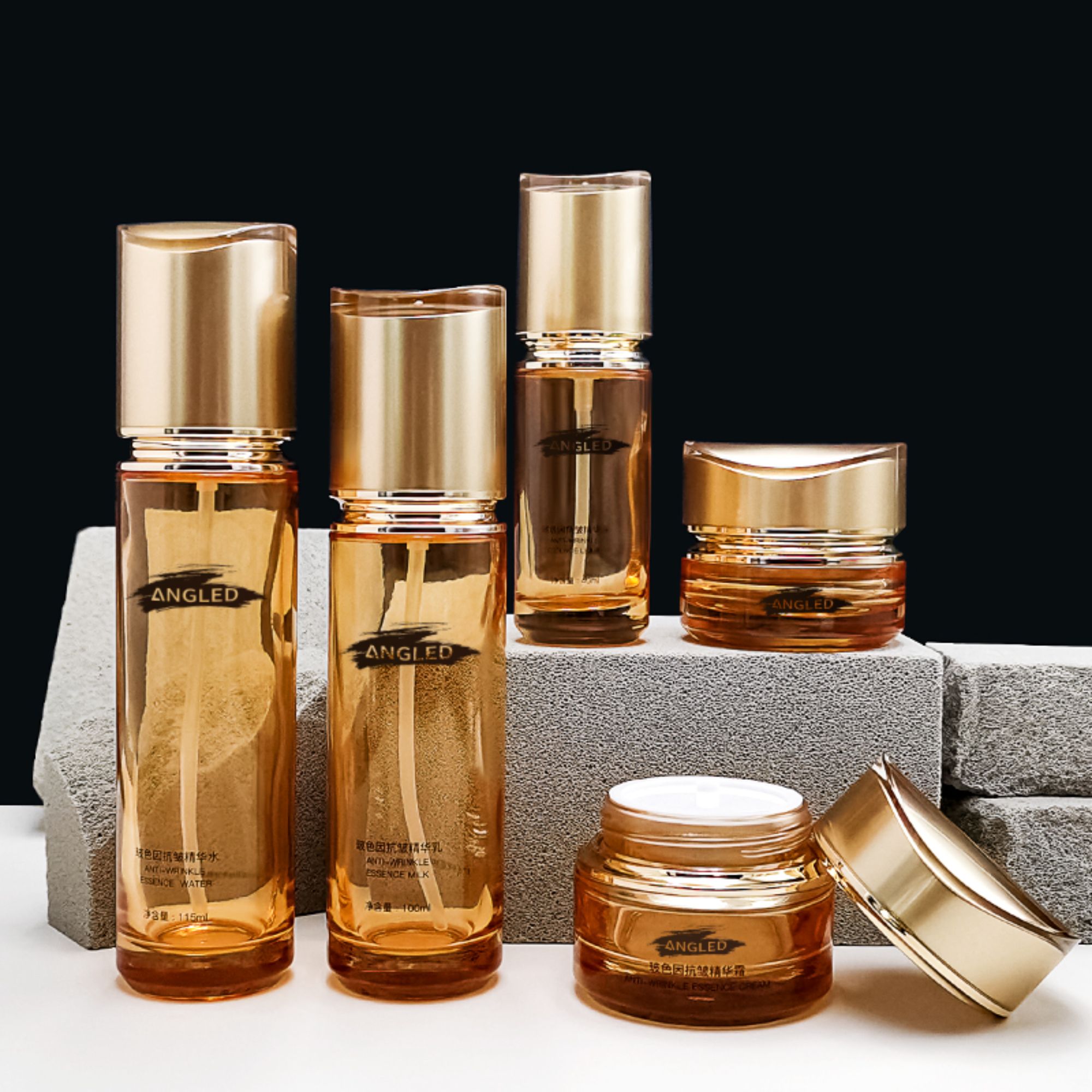 Cosmetic Oblique shoulder Screw Lid Glass Bottle empty HY-2380