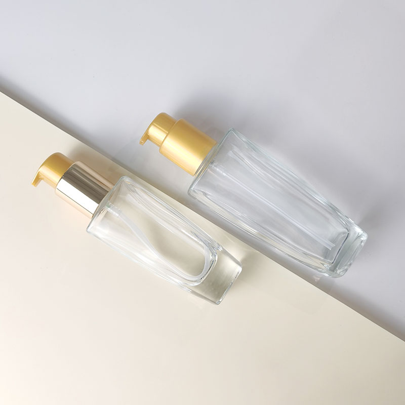 Fiala di vetro per cosmetici con cappuccio di plastica HY-1837