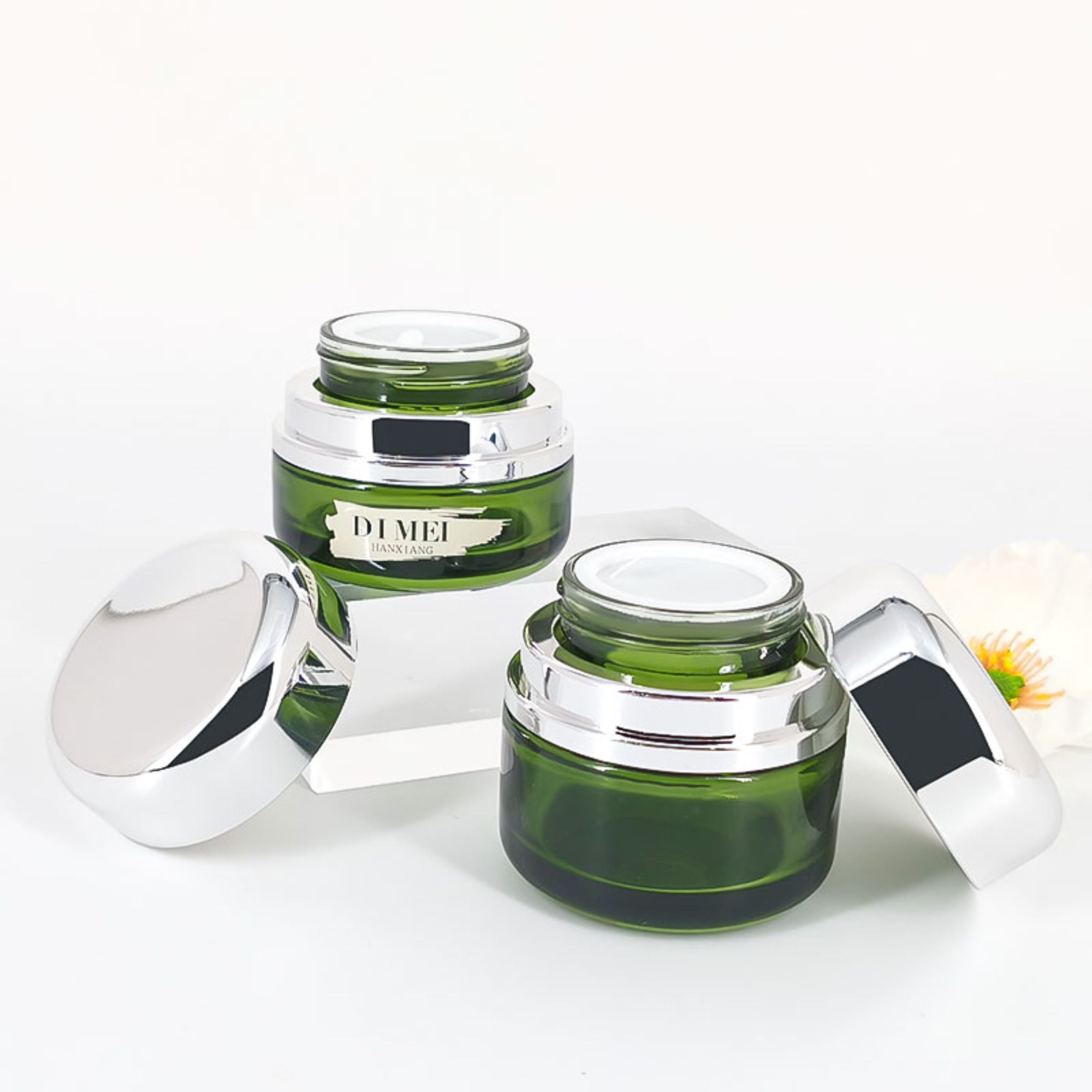 Custom Round capsule style lotion Skincare packaging set HY-2335