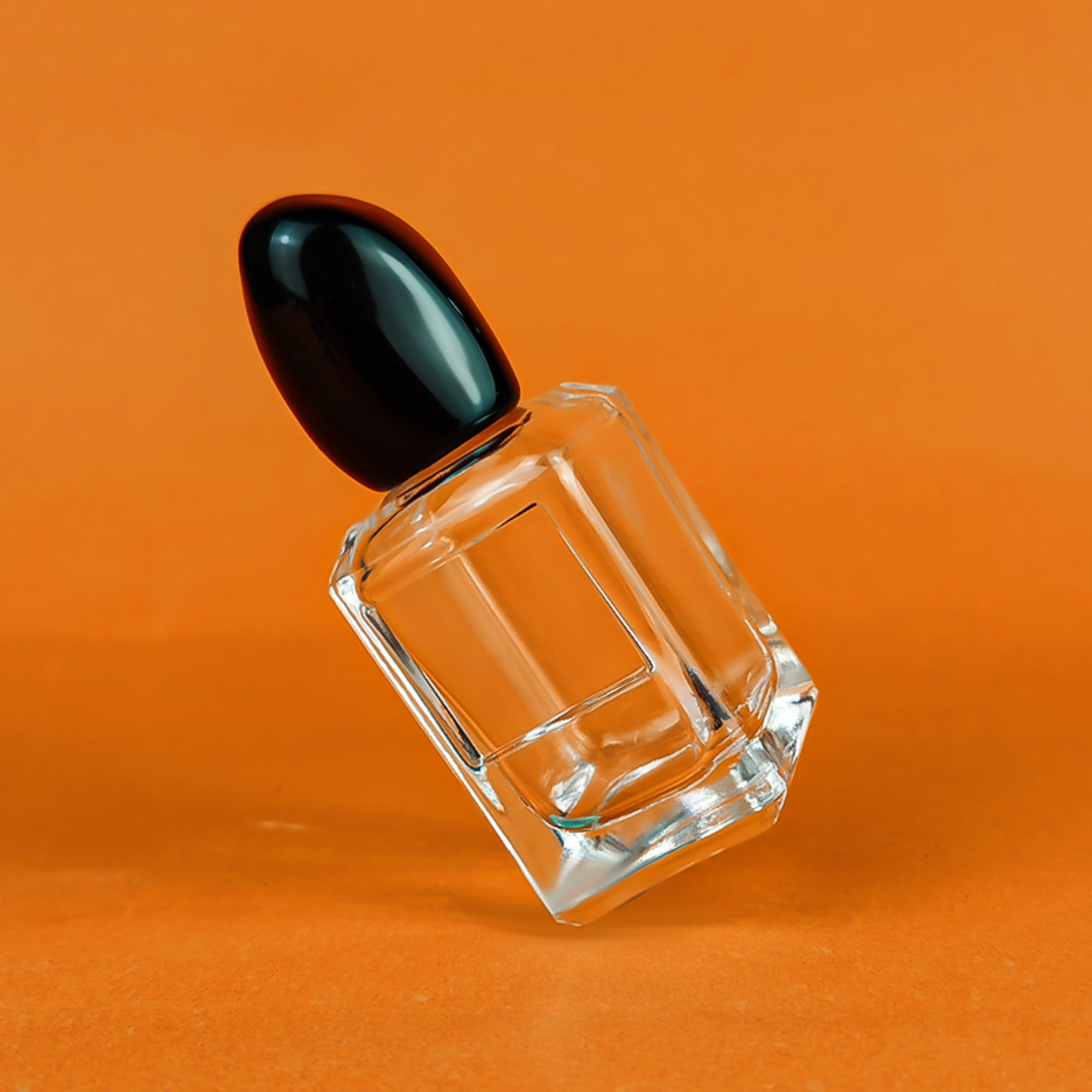 فلاکون عطر مربعی با سر ویژه HY-P319
