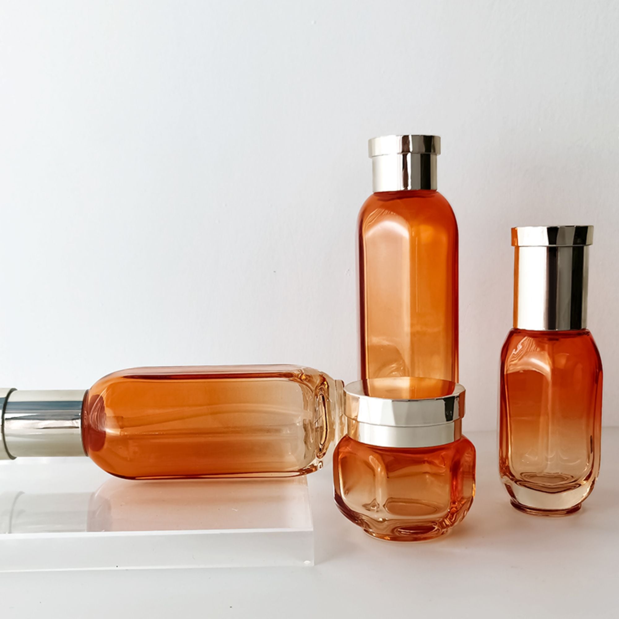 Costom Unique Design Glass Bottle Cosmetic HY-2382