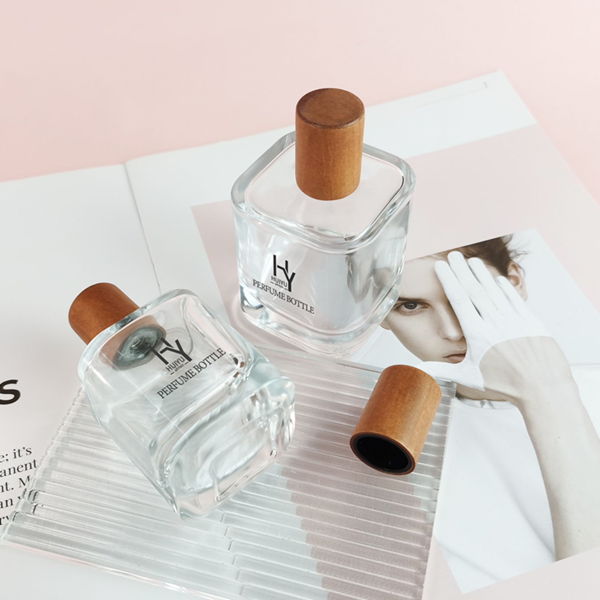 Transparente verstärkte Boden quadratische Parfümflasche HY-P317