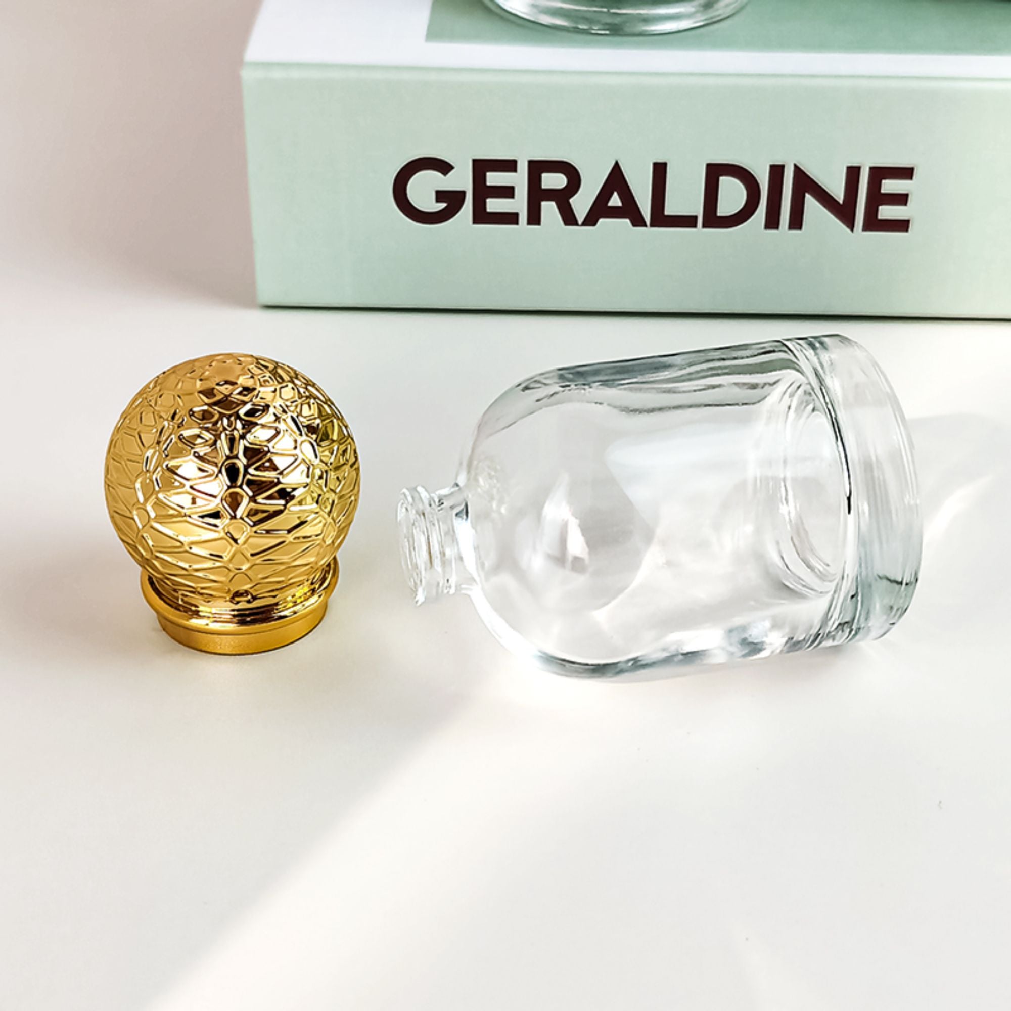 New Design Transparent 30Ml 50Ml 100Ml Glass Fragrance Bottles  HY-P306