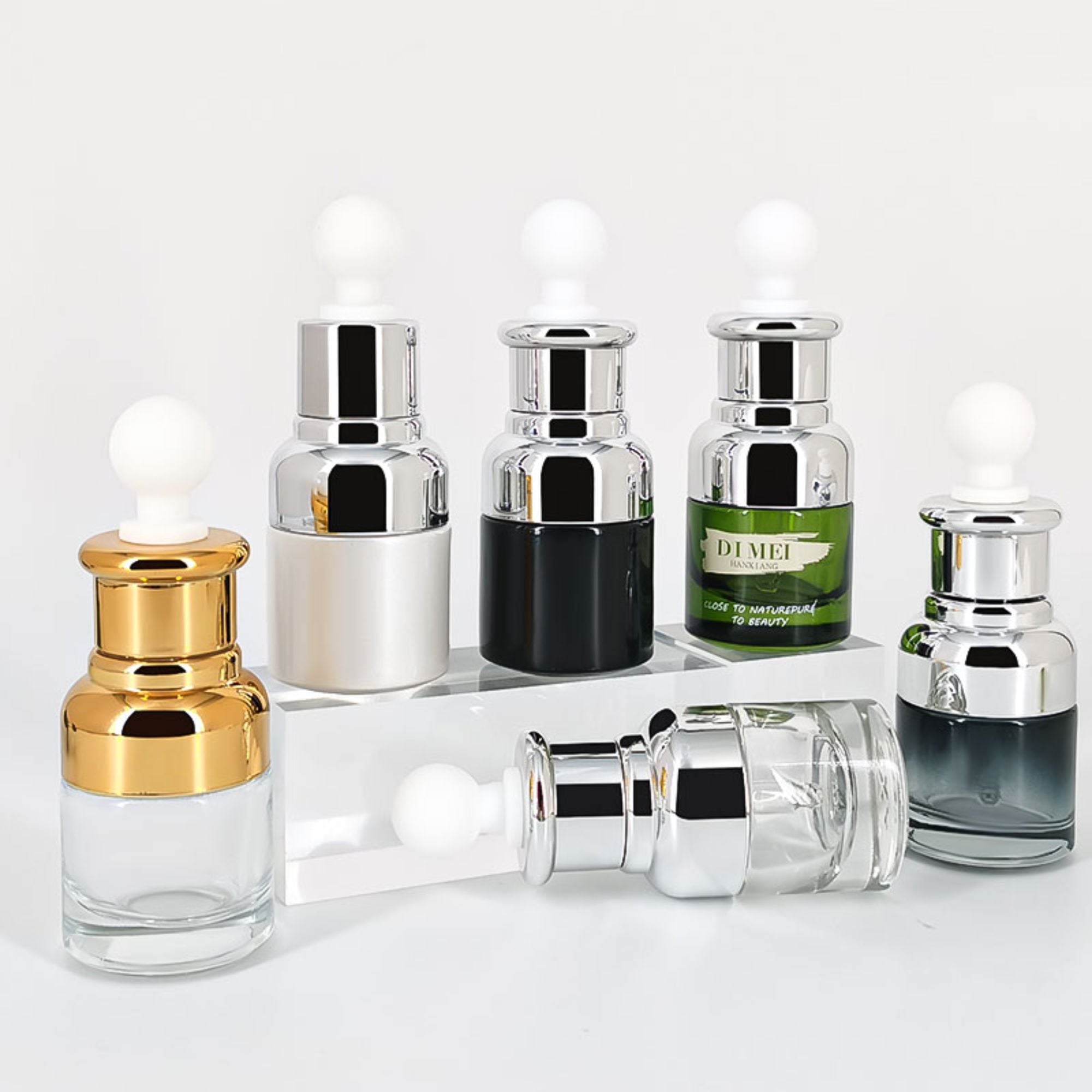 Custom Round capsule style lotion Skincare packaging set HY-2335