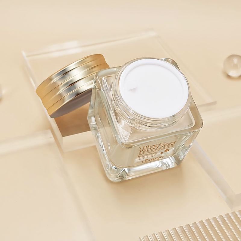 Clear 50g Empty Glass Jars with Silver Golden Aluminum Lid HY-1868
