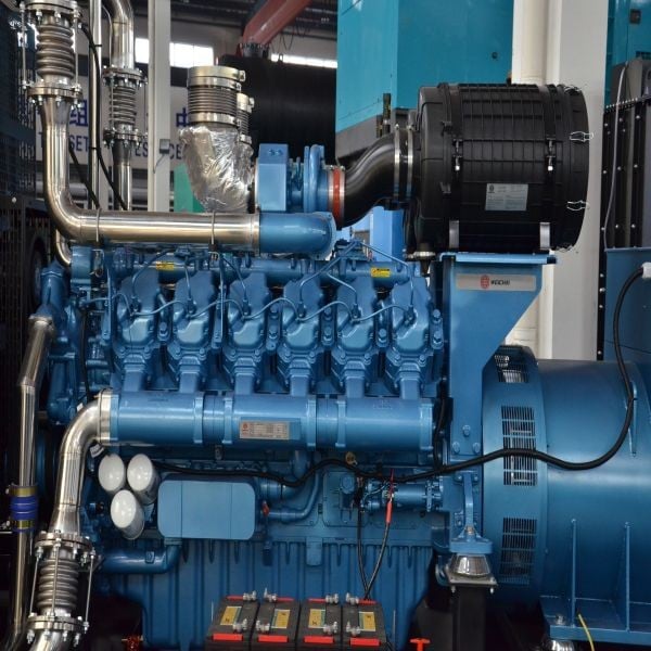 Pålitelig reservekraft med en stor dieselgenerator