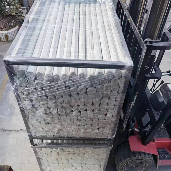 Easy to install- Fiberglass support rods are easy to install, requiring minimal effort and time to set up.