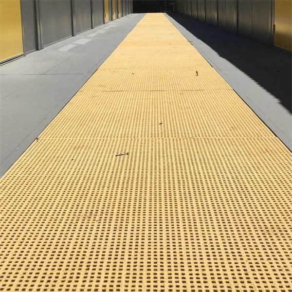 ¿Por qué elegir rejilla de plástico reforzado con fibra de vidrio en lugar de materiales tradicionales?