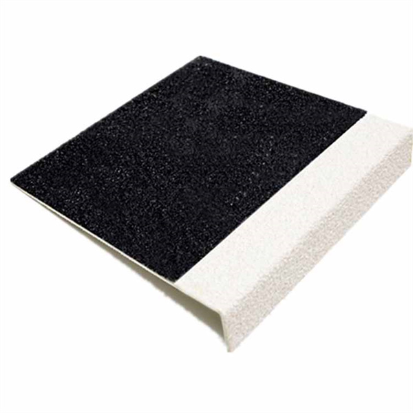 The Convenience of a Black Fiberglass Flagpole