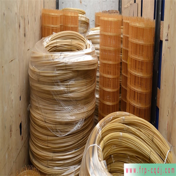 Low-maintenance material with high load-bearing capacity