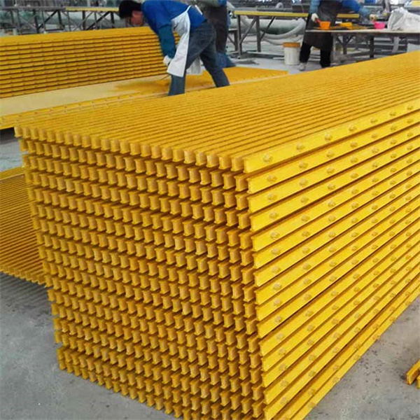 Dieser Stock bietet eine kostenwirksame und verlässliche Lösung für alle Ihre Outdoor-Bedürfnisse.