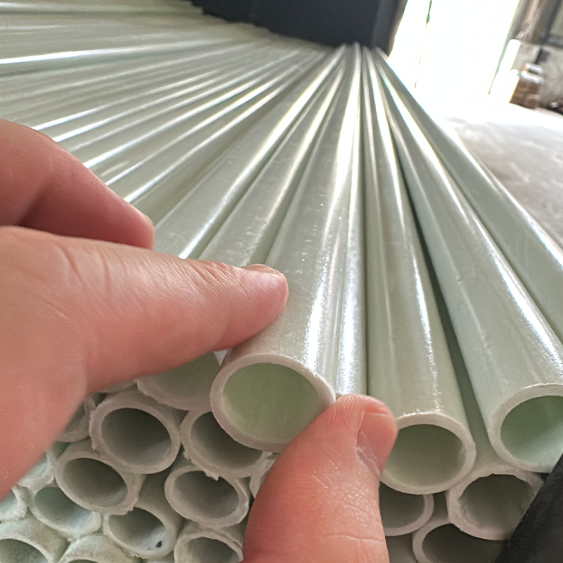 Fiberglass yuvarlak tubinq təchizatçıları