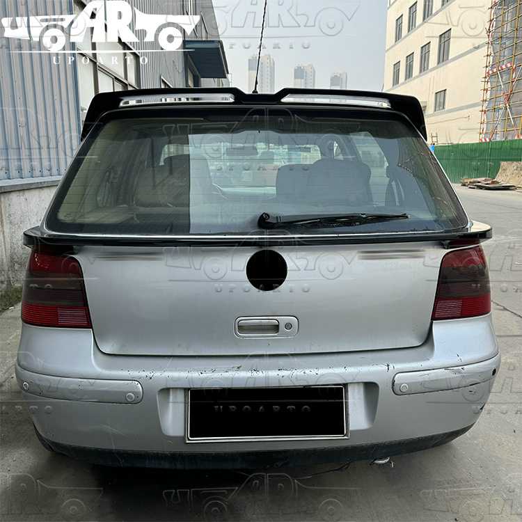 golf 4 mid boot spoiler