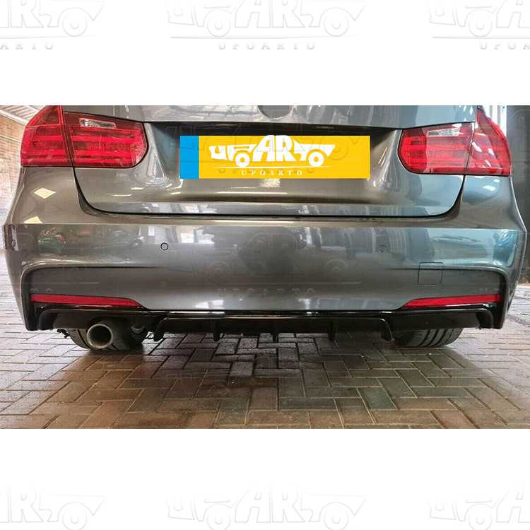f30 rear spoiler