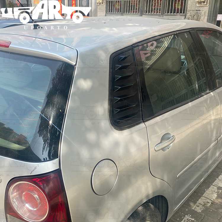 polo 2004 rear window shutter trim