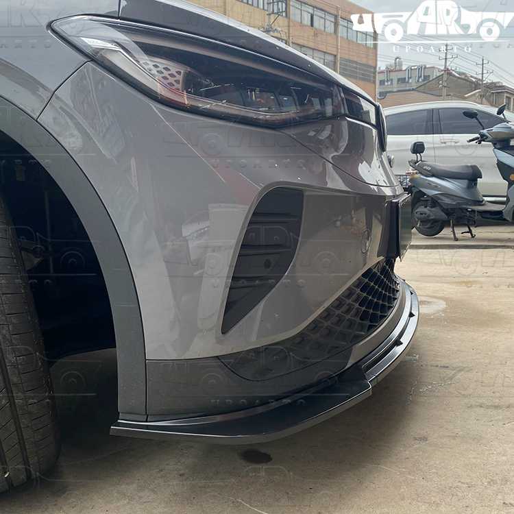 front splitter id.4 gloss black