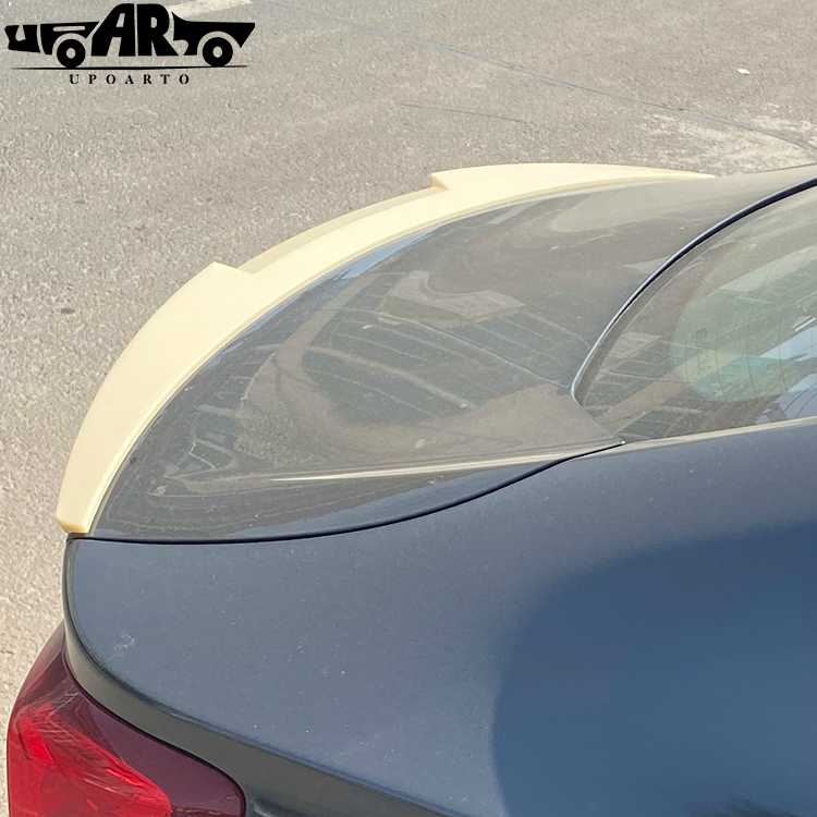 Malibu XL gloss black spoiler