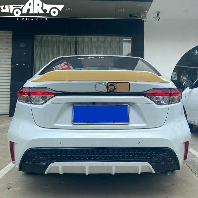 2021 toyota corolla sedan spoiler