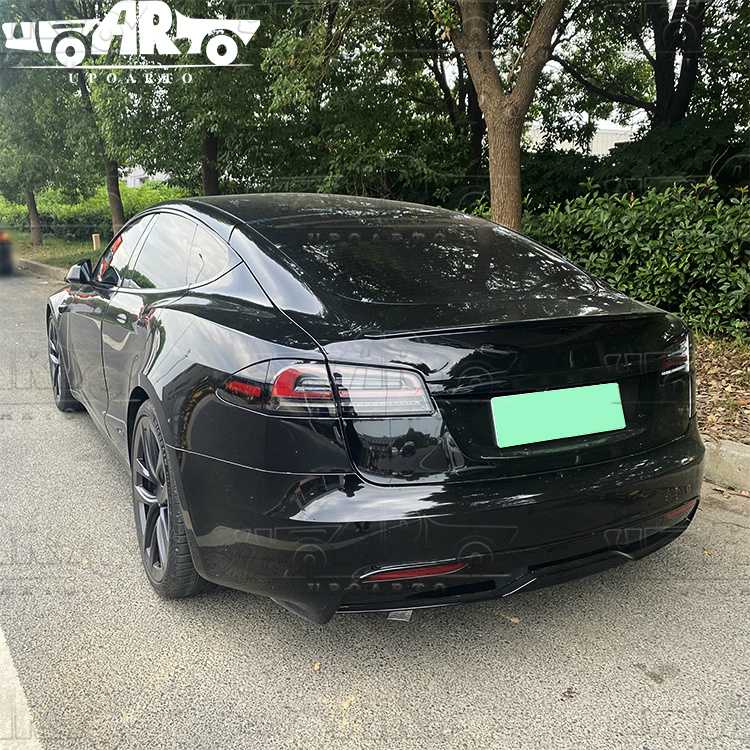 model s ducktail spoiler