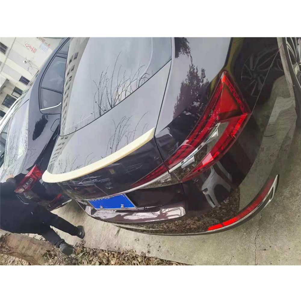 skoda superb boot wing