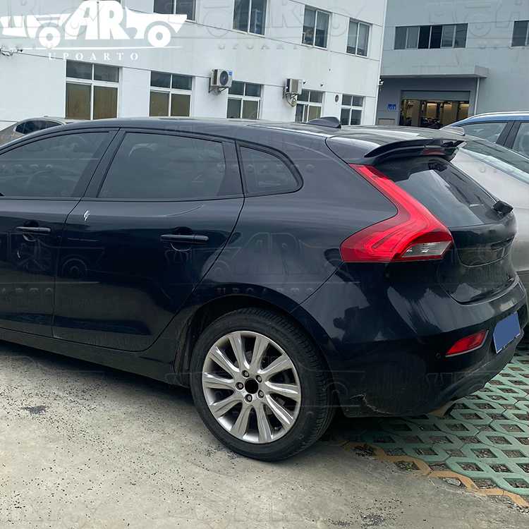 car spoiler volvo v40