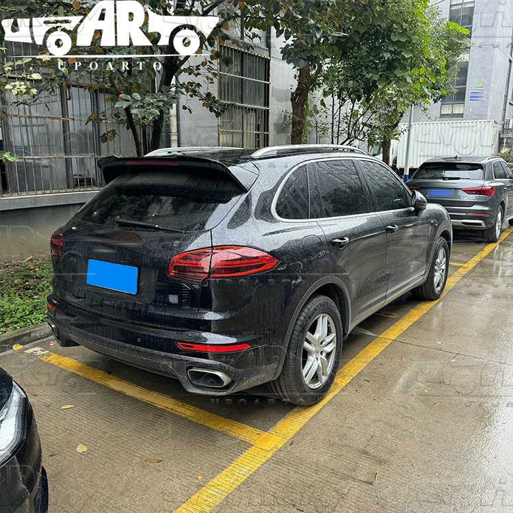 cayenne tailgate spoiler