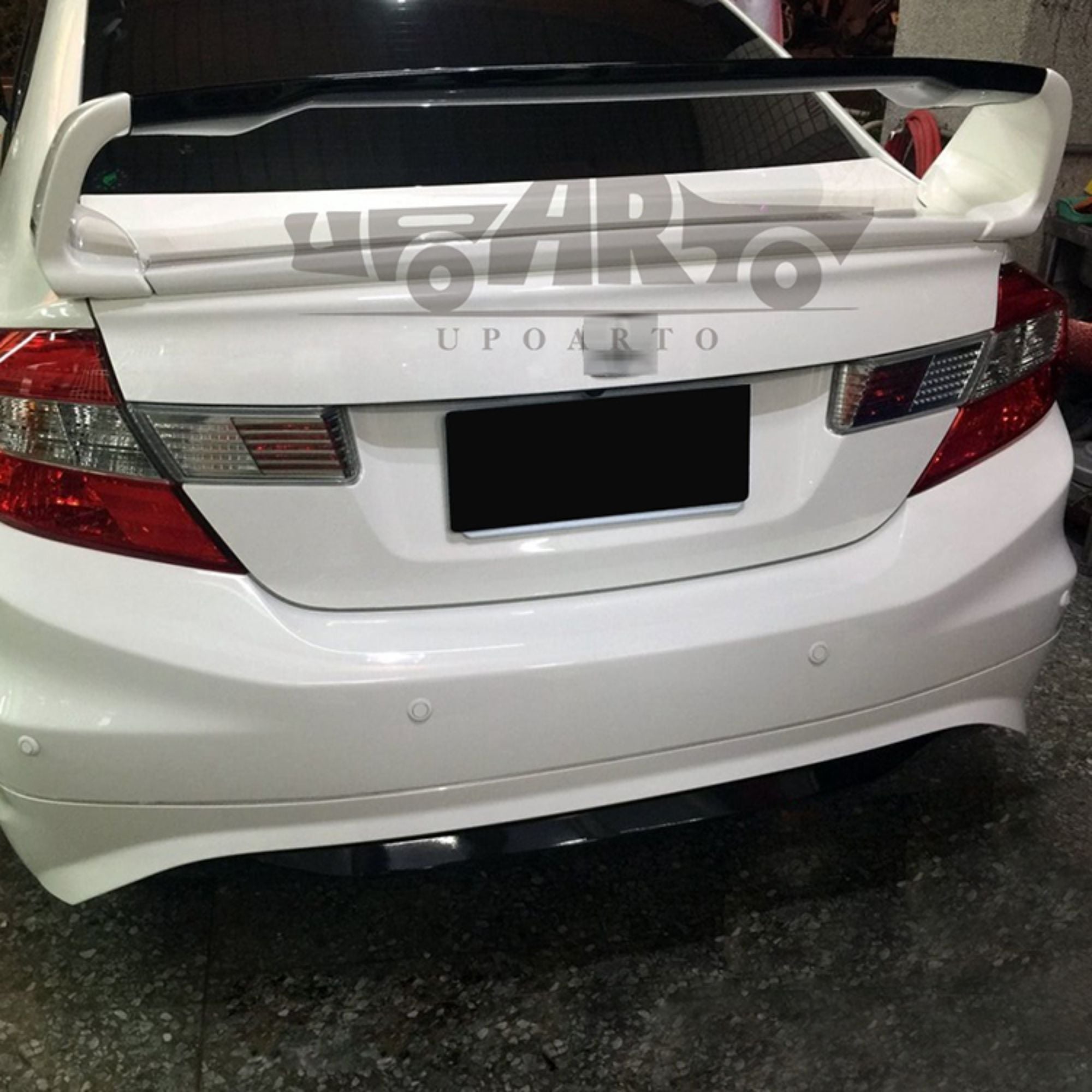 AR-Honda-013 مفسد خلفي غير مطلي مقسم إلى أربعة أقسام لسيارات هوندا سيفيك الجيل التاسع 2012-2013