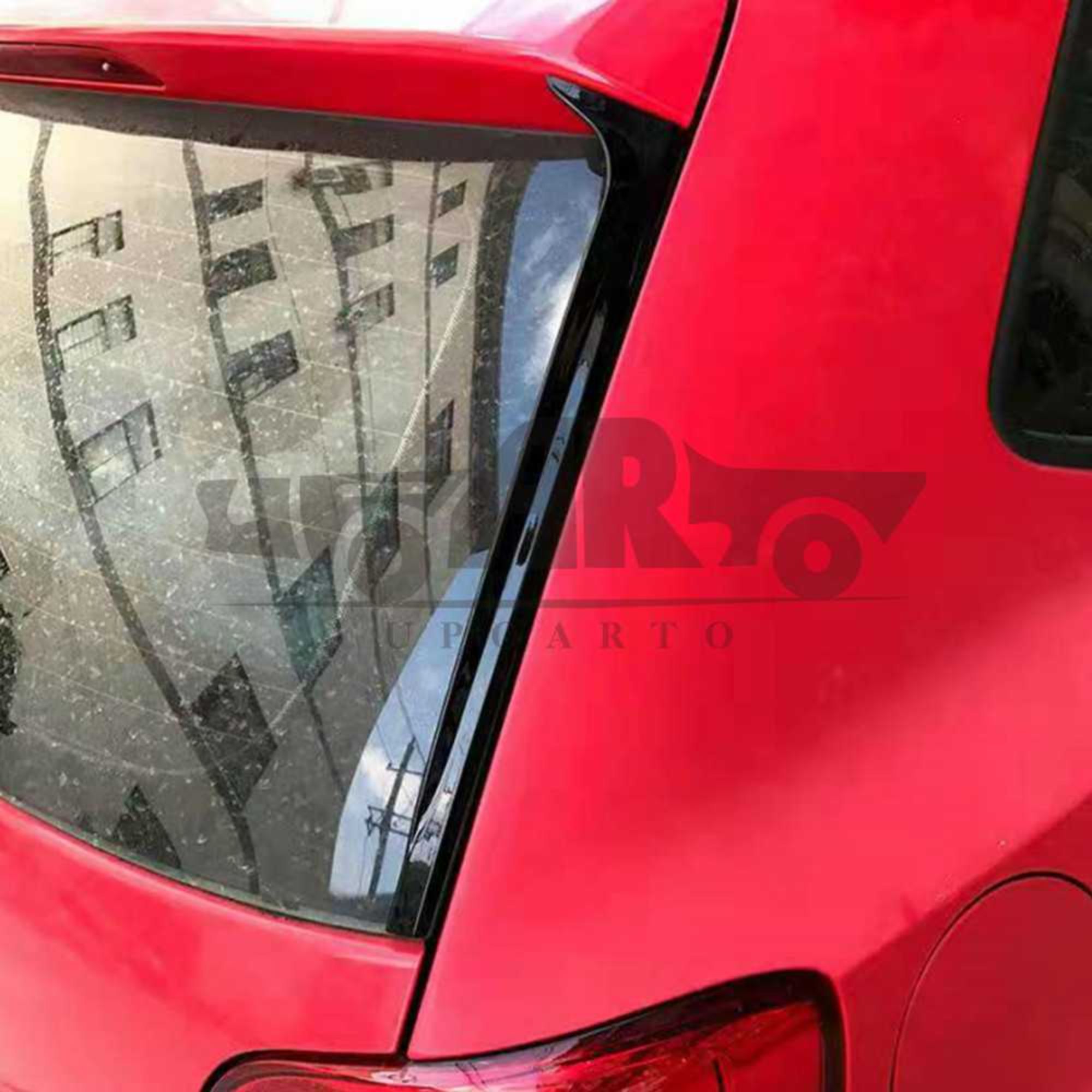AR-VW-0155 Volkswagen Polo 2011-2018 üçün Arxa Pəncərə Yan Kanad
