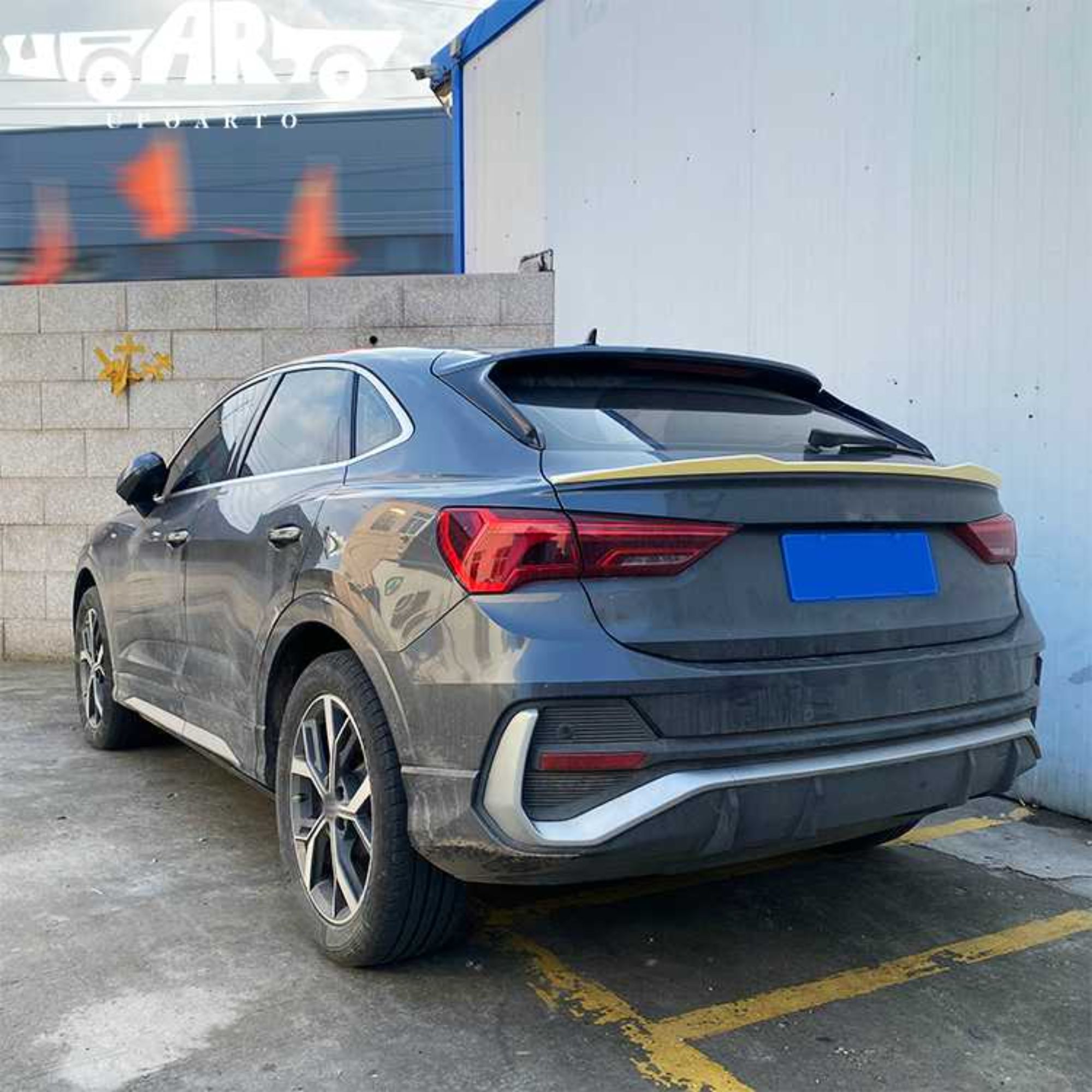AR-AUDI-048 የAudi Q3 F3 Sportback 2019+ ማዕከላዊ አስተካክል