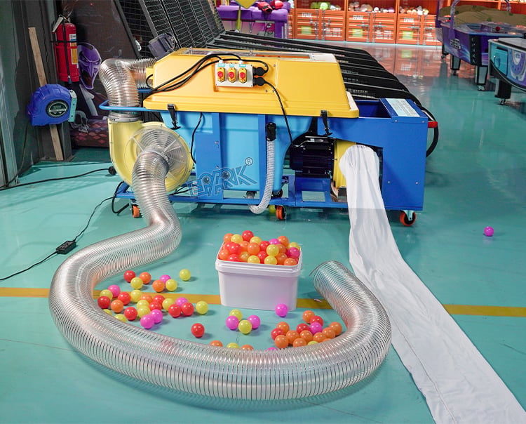 Indoor Playground Ball Pit Ball Cleaner Machine Ocean Ball Cleaning Sterilization Machine manufacture