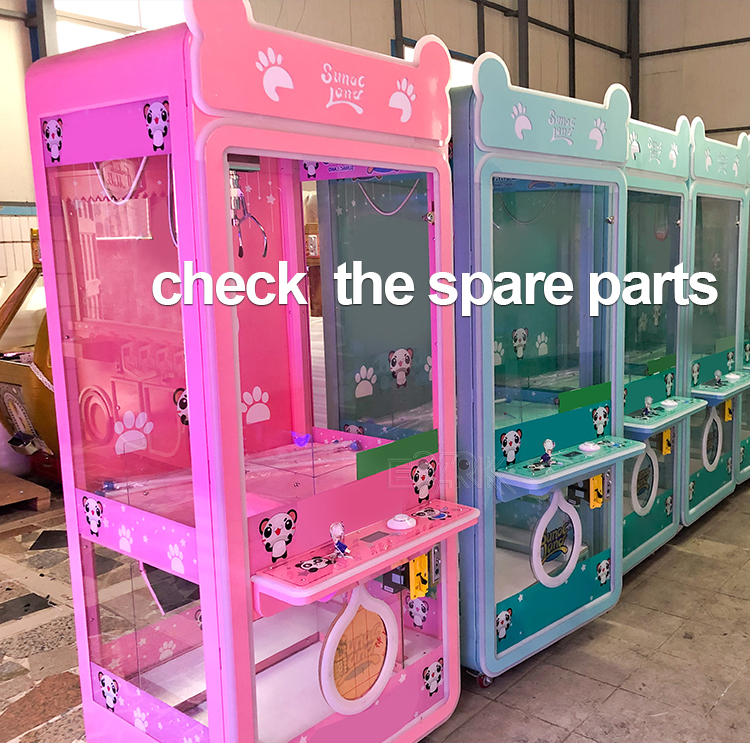 Coin Operated Game Machine Toy Vending Arcade Claw Crane Machine Claw Machine details