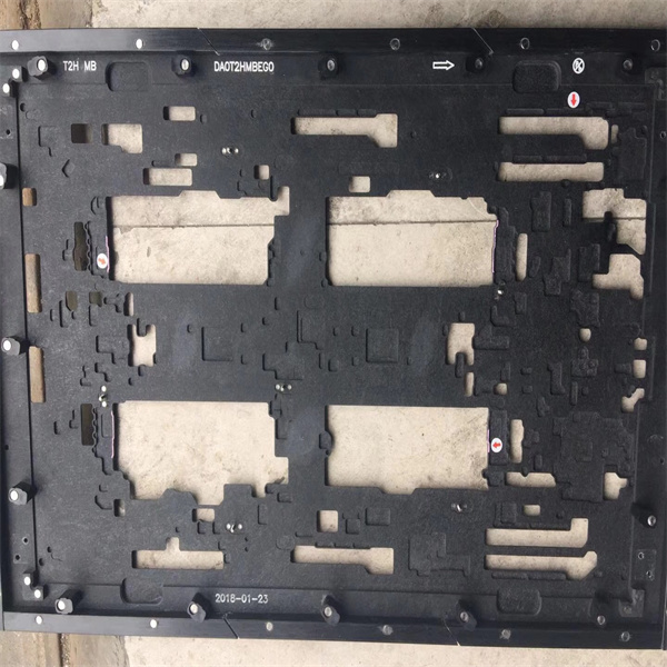 A Closer Look at the Manufacturing and Composition of Fibreglass Board Sheets