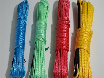What makes an HMPE lifting rope superior to traditional steel wire rope?